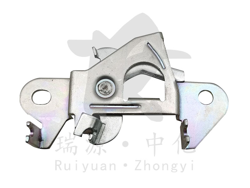 前圍鎖體總成